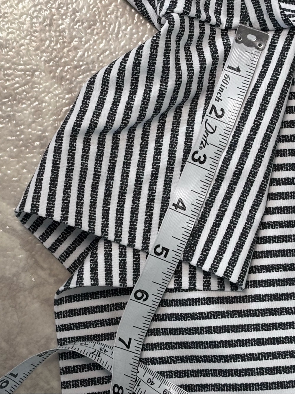 NWOT WHBM Pinstripe Fitted Blazer W/ Matching Shorts Black/ White Size 6 - Picture 7 of 16